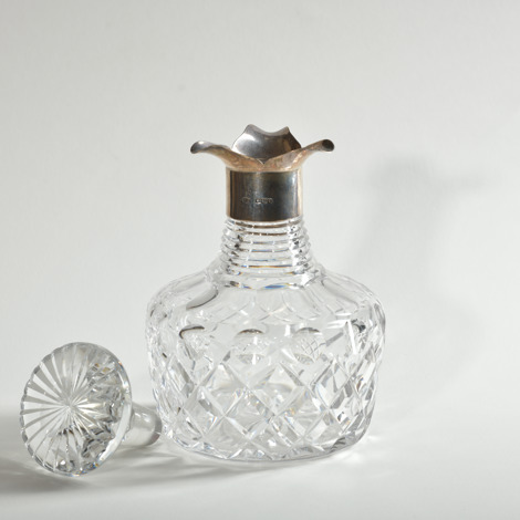 Decanter with lid off