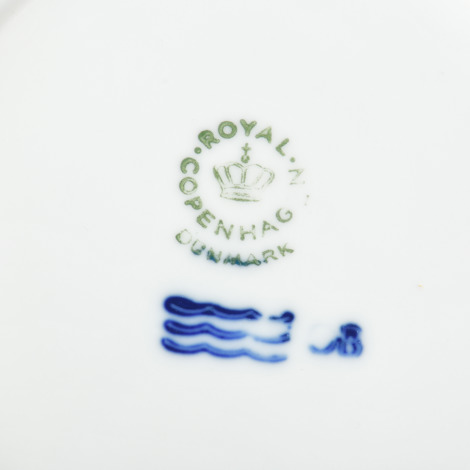Back stamp on saucer