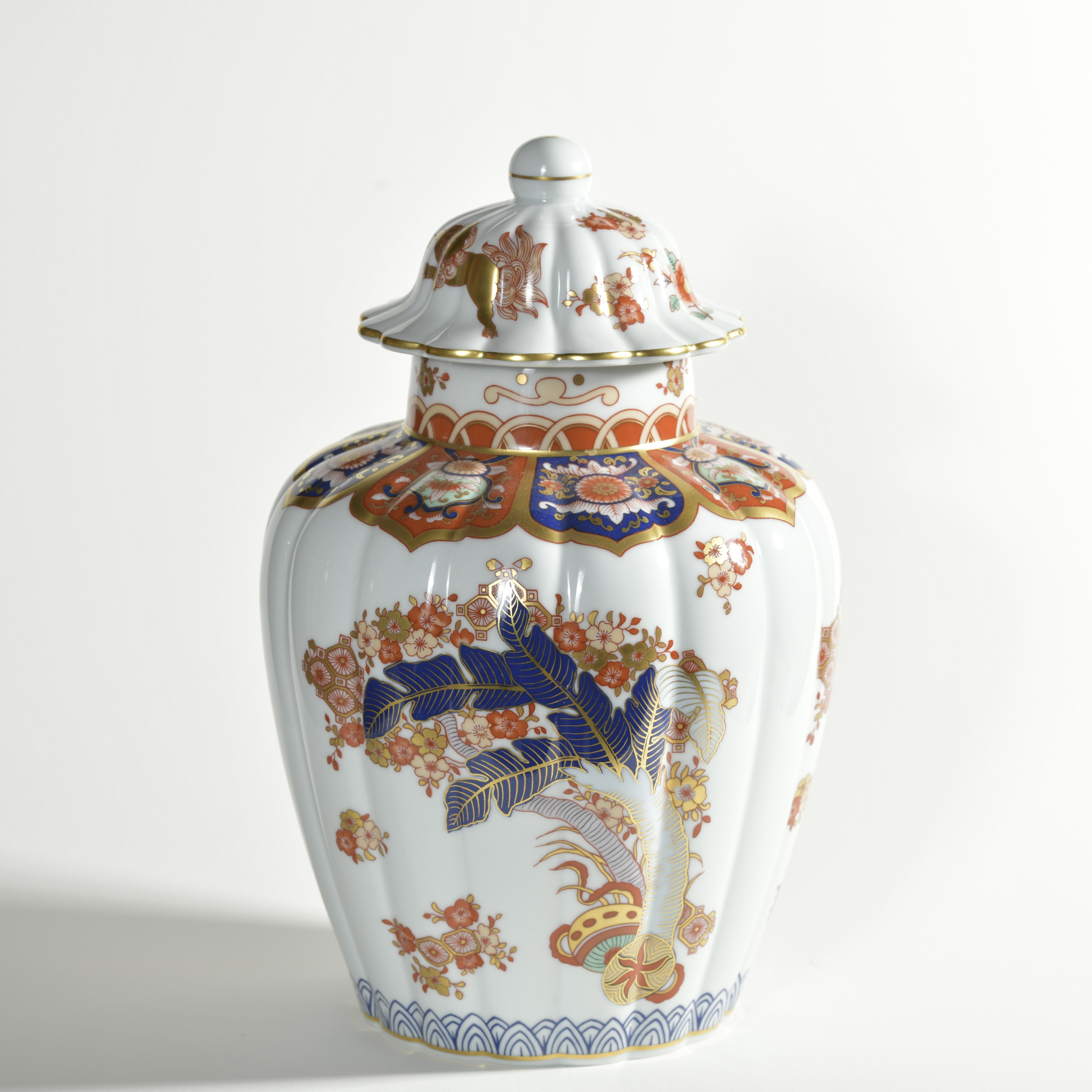 Vista Alegre ginger jar